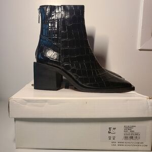 Schutz Black Croc-Embossed Ankle Boots Women Size 9